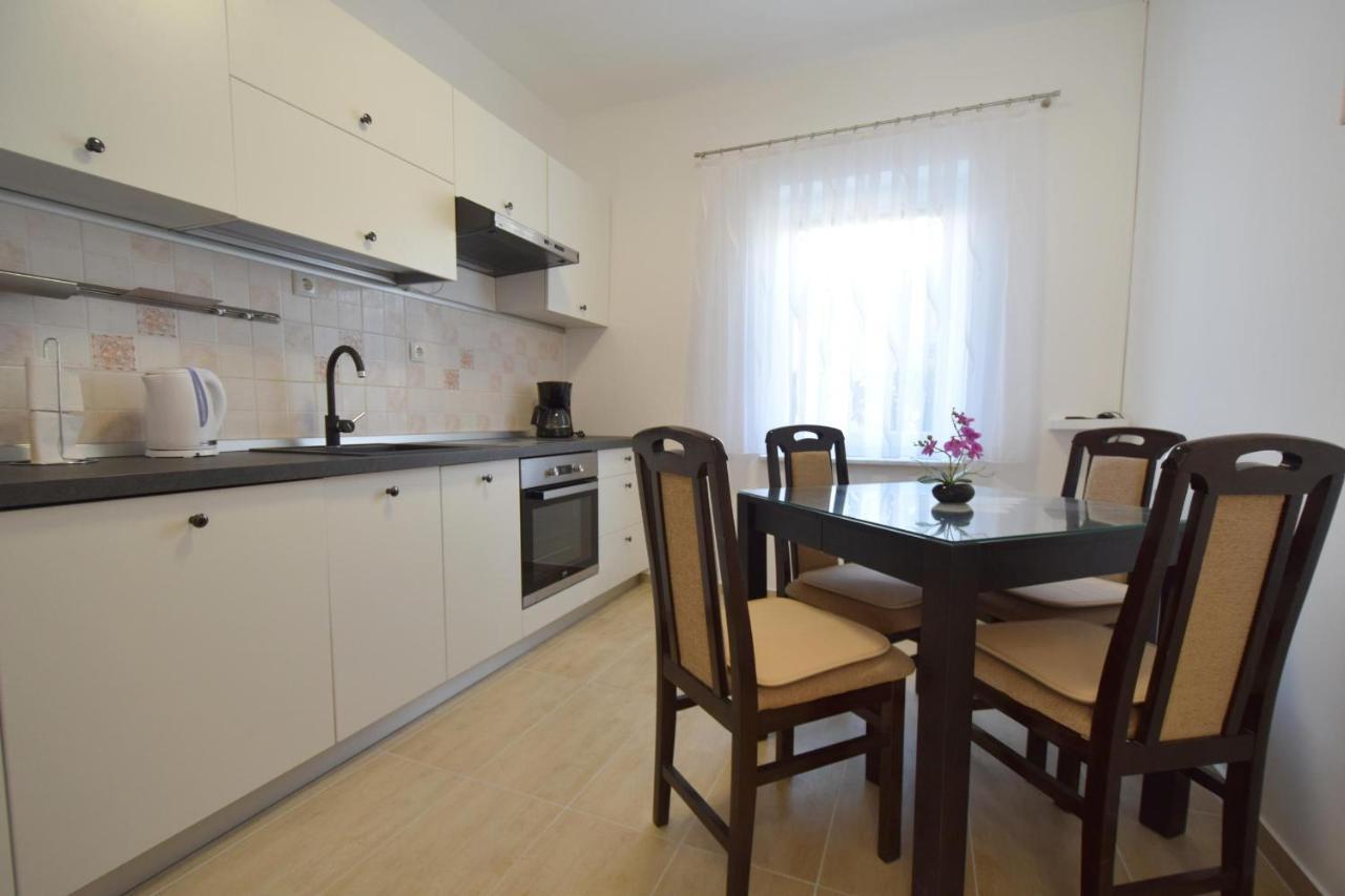 Apartments Buturajac Krk Town Εξωτερικό φωτογραφία