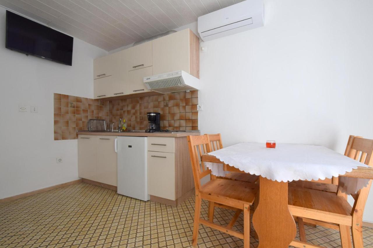 Apartments Buturajac Krk Town Εξωτερικό φωτογραφία