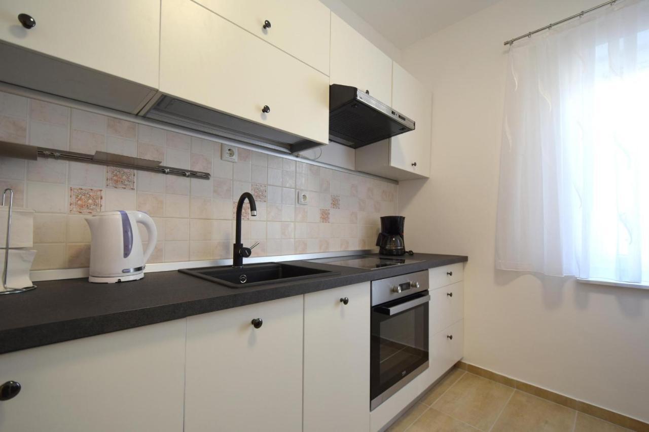 Apartments Buturajac Krk Town Εξωτερικό φωτογραφία